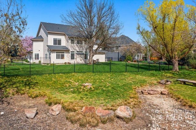 1509 N Dragonfly Place, Eagle, ID 83616