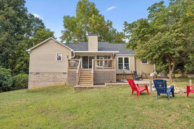 629 Blue Ridge Dr, Columbia, TN 38401
