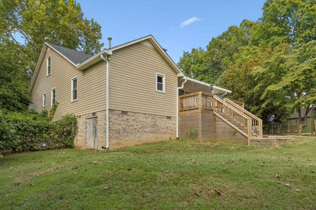 629 Blue Ridge Dr, Columbia, TN 38401
