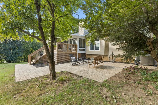 629 Blue Ridge Dr, Columbia, TN 38401