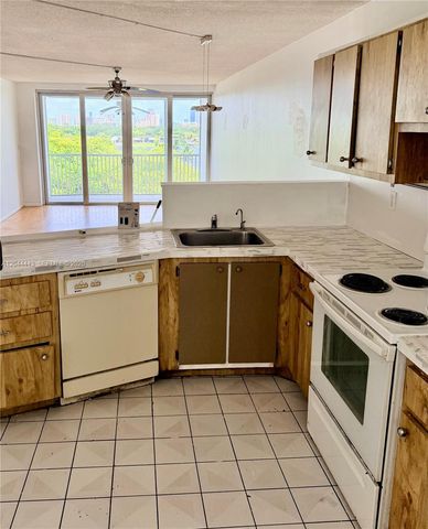 1780 NE 191st Street 7042, Miami, FL 33179