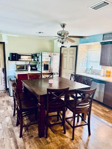 388 Knob Hill Circle, Dothan, AL 36301