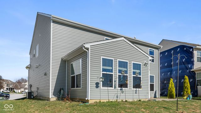 5397 W Stonewood Drive, Bloomington, IN 47403