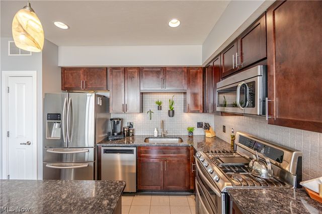 1237 Washington Avenue 1211, Cleveland, OH 44113