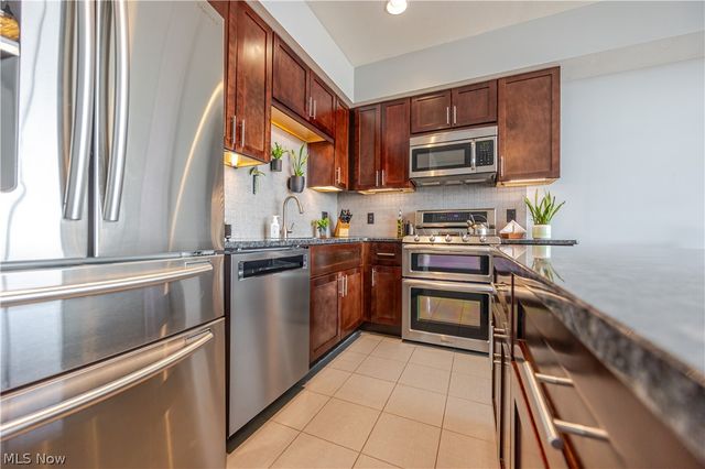 1237 Washington Avenue 1211, Cleveland, OH 44113