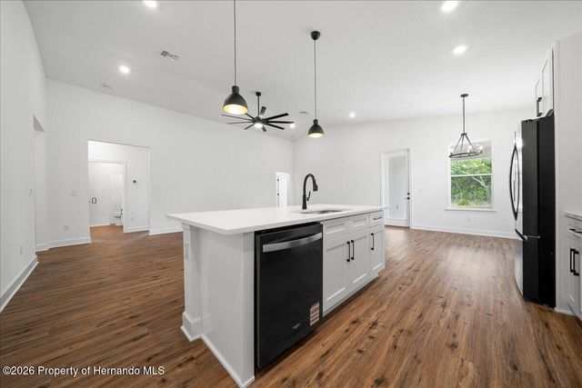 15175 Snowy Owl Avenue, Brooksville, FL 34614