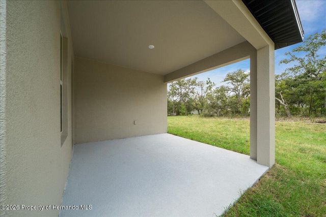 15175 Snowy Owl Avenue, Brooksville, FL 34614