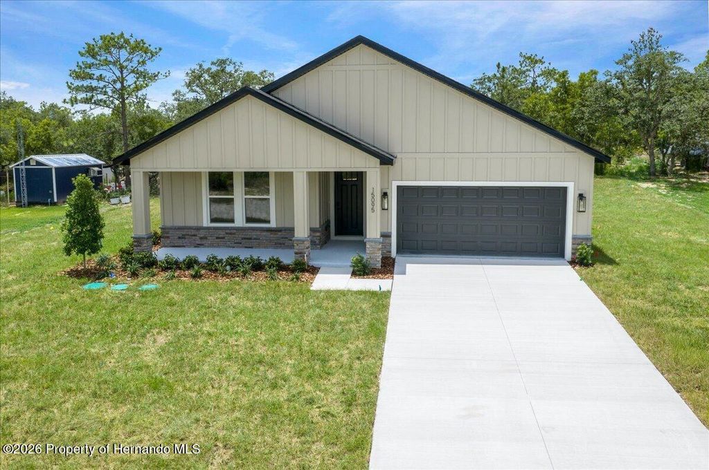 15175 Snowy Owl Avenue, Brooksville, FL 34614