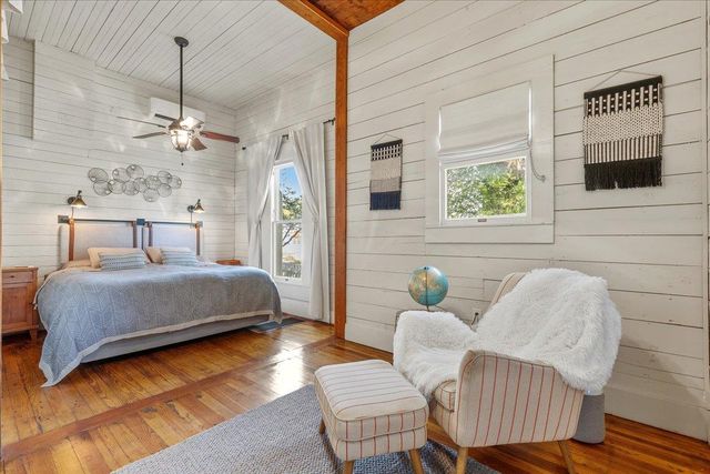 709 Hill ST, Bastrop, TX 78602