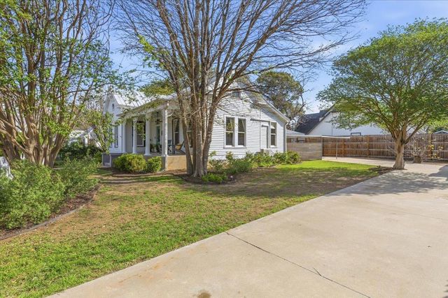 709 Hill ST, Bastrop, TX 78602