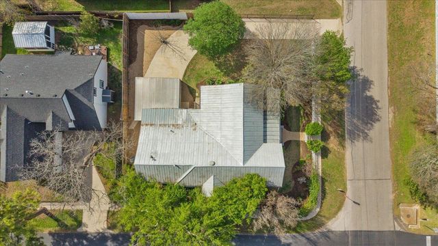 709 Hill ST, Bastrop, TX 78602