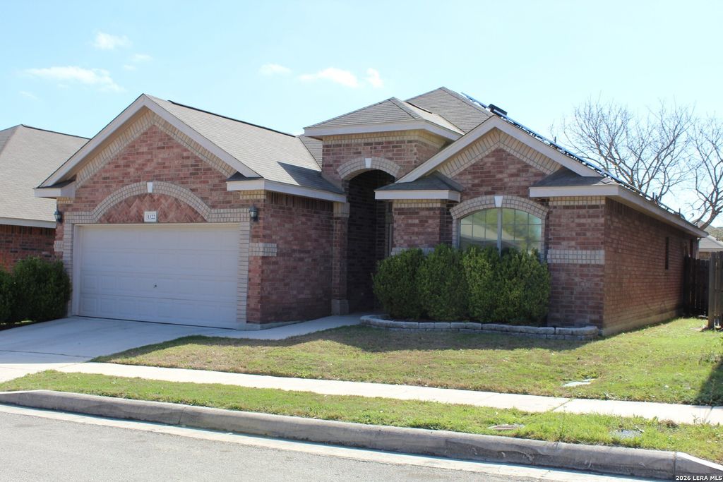 1322 Oriole CT, San Antonio, TX 78245