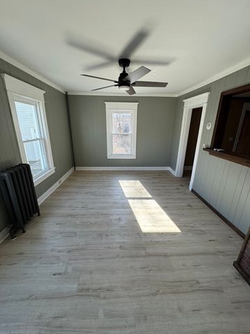 98 Elijah St, Springfield, MA 01109