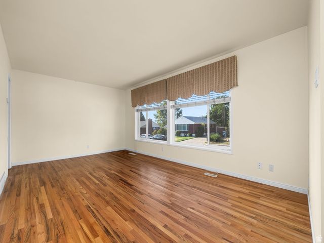 335 E 4450 S, Washington Terrace, UT 84405