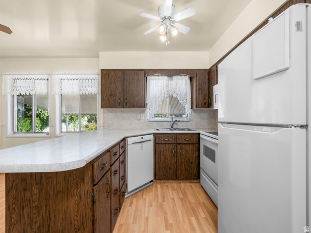 335 E 4450 S, Washington Terrace, UT 84405 — photo 4