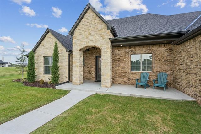 1105 Dorsi Way, Newcastle, OK 73065