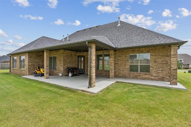 1105 Dorsi Way, Newcastle, OK 73065
