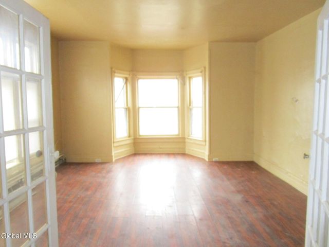 21 Ferry Street, Schuylerville, NY 12871
