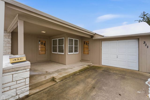 311 Grove Street, Crystal Lake, IL 60014