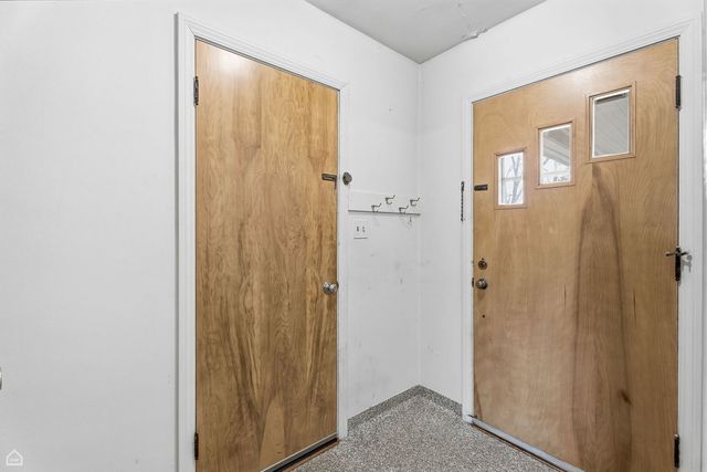 311 Grove Street, Crystal Lake, IL 60014