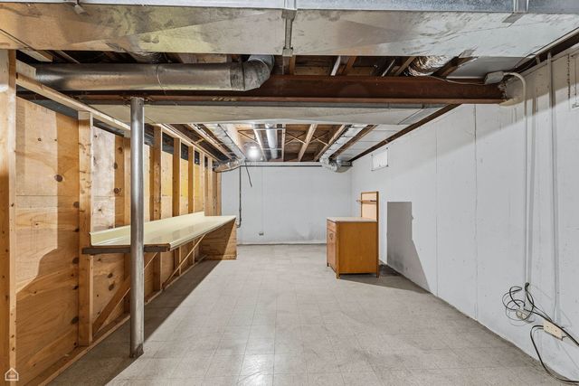 311 Grove Street, Crystal Lake, IL 60014