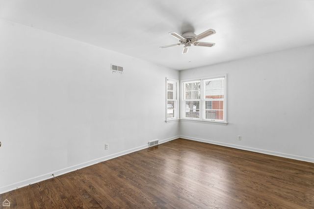 311 Grove Street, Crystal Lake, IL 60014