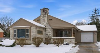 311 Grove Street, Crystal Lake, IL 60014