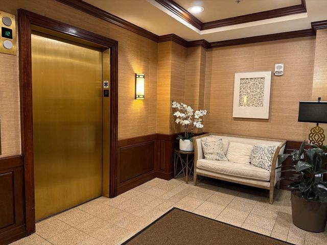 1 Nassau St 2210, Boston, MA 02111