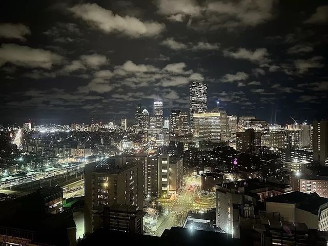 1 Nassau St 2210, Boston, MA 02111