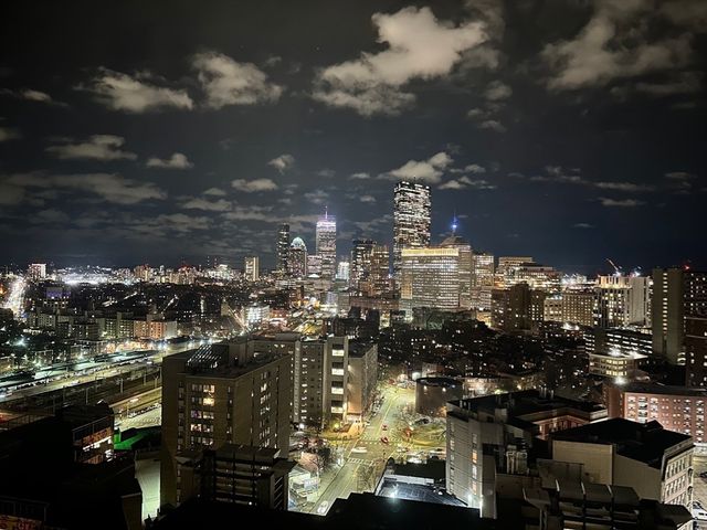 1 Nassau St 2210, Boston, MA 02111