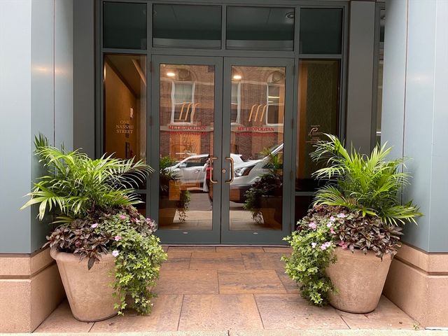 1 Nassau St 2210, Boston, MA 02111