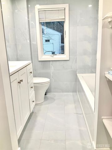 95 Athens Avenue, Old Bridge, NJ 08879