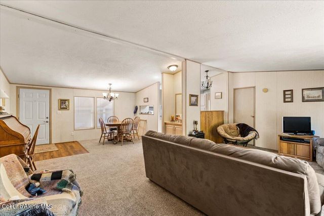 2206 W Oxford CIR, Coeur D'alene, ID 83815