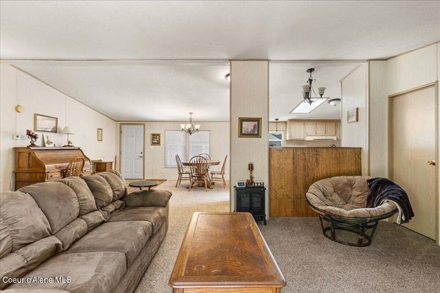 2206 W Oxford CIR, Coeur D'alene, ID 83815
