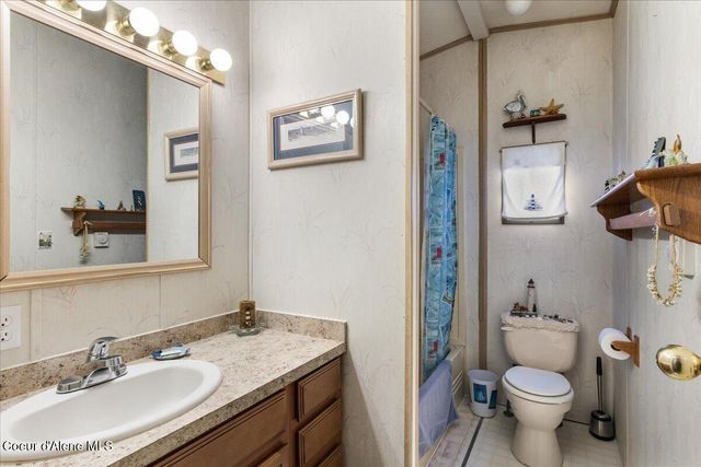 2206 W Oxford CIR, Coeur D'alene, ID 83815