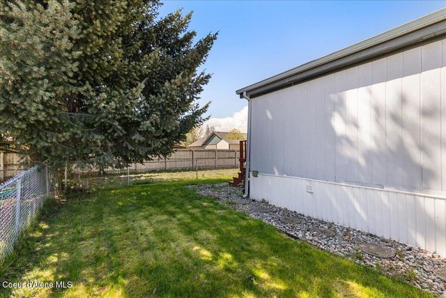 2206 W Oxford CIR, Coeur D'alene, ID 83815