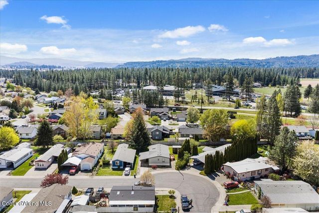 2206 W Oxford CIR, Coeur D'alene, ID 83815
