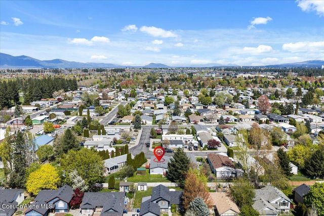 2206 W Oxford CIR, Coeur D'alene, ID 83815