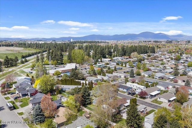 2206 W Oxford CIR, Coeur D'alene, ID 83815