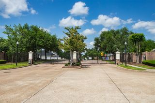 4603 Chaperel Drive, Pearland, TX 77584