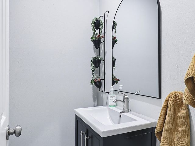 8313 Pinnacle Drive, Frisco, TX 75033