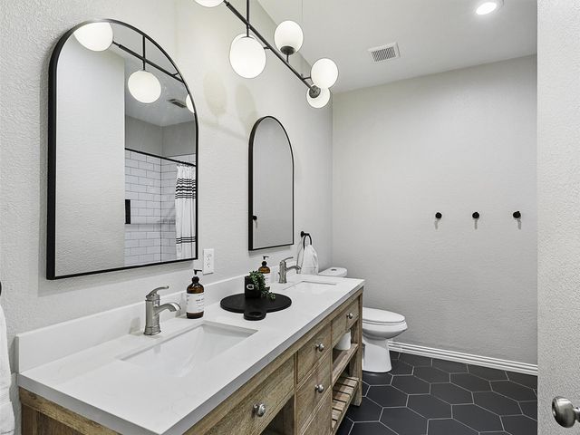 8313 Pinnacle Drive, Frisco, TX 75033