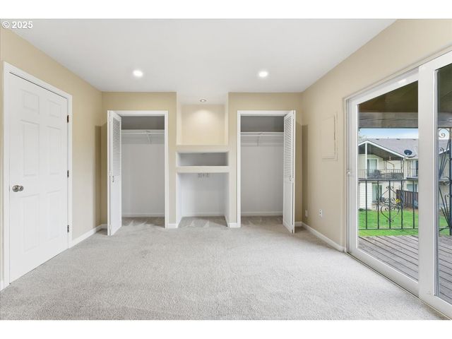 1812 Ne 19TH St, Gresham, OR 97030