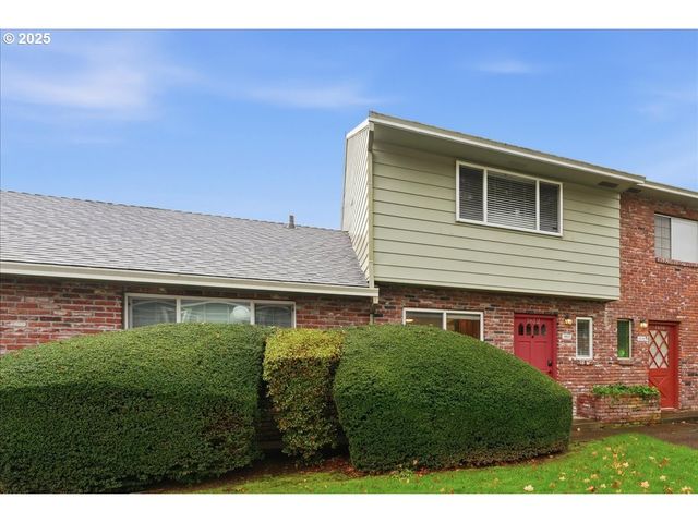 1812 Ne 19TH St, Gresham, OR 97030