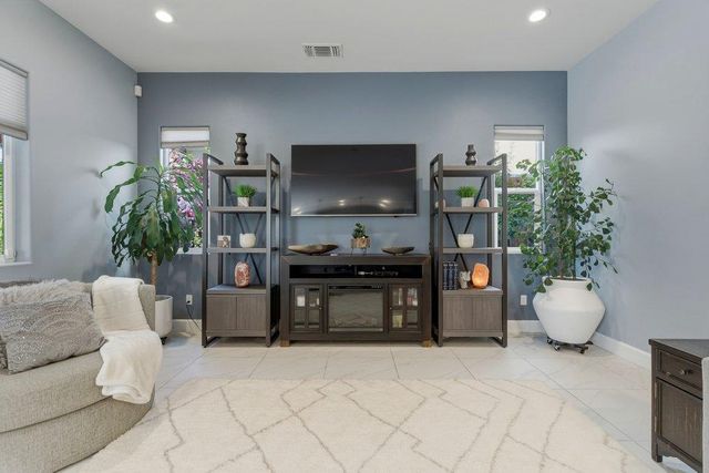 441 Cobalt Drive, Hollister, CA 95023