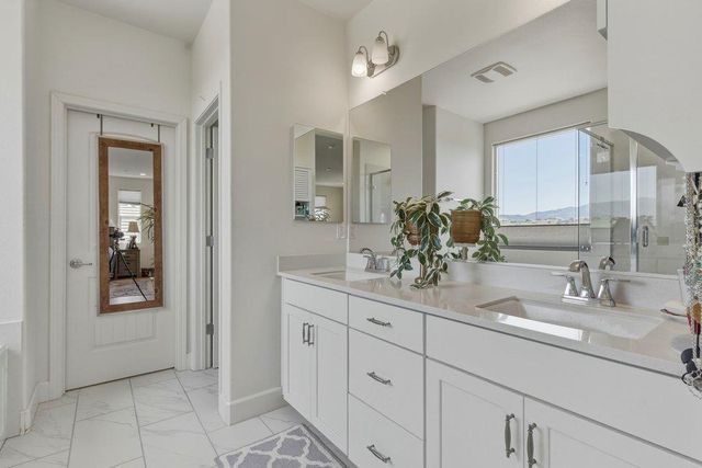 441 Cobalt Drive, Hollister, CA 95023
