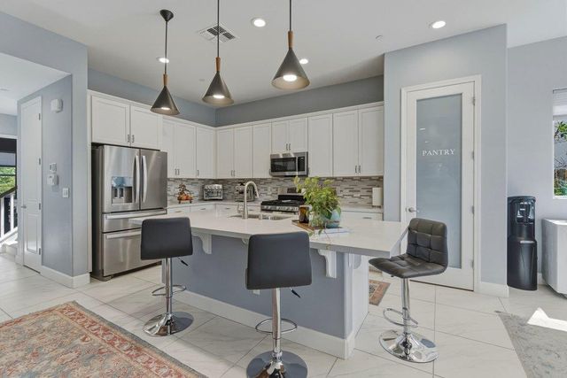 441 Cobalt Drive, Hollister, CA 95023