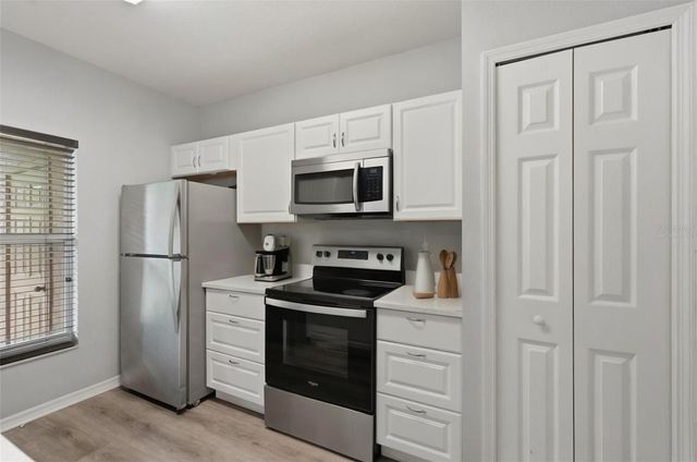 1250 CHARLESWORTH DRIVE, Wesley Chapel, FL 33543