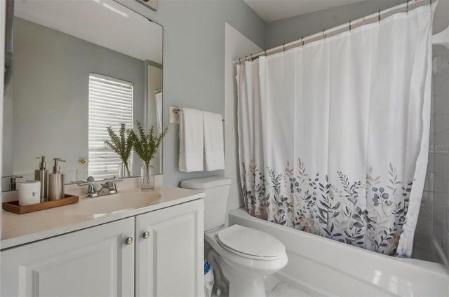 1250 CHARLESWORTH DRIVE, Wesley Chapel, FL 33543
