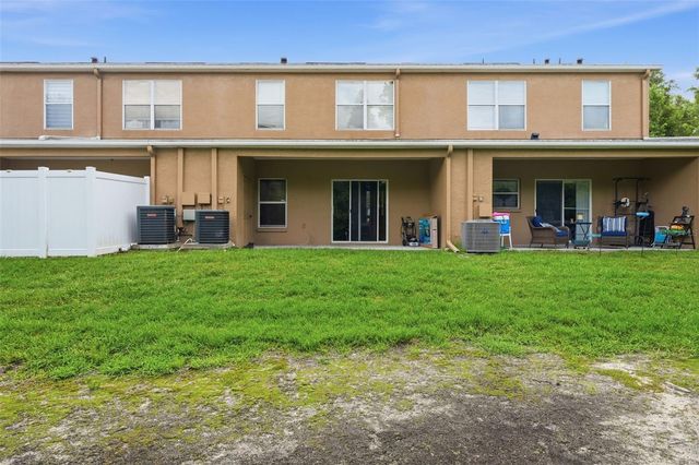 1250 CHARLESWORTH DRIVE, Wesley Chapel, FL 33543